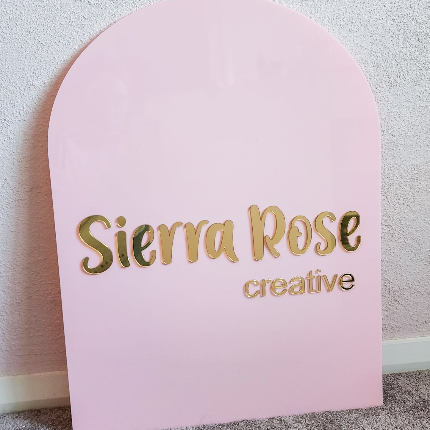 Logo Sign