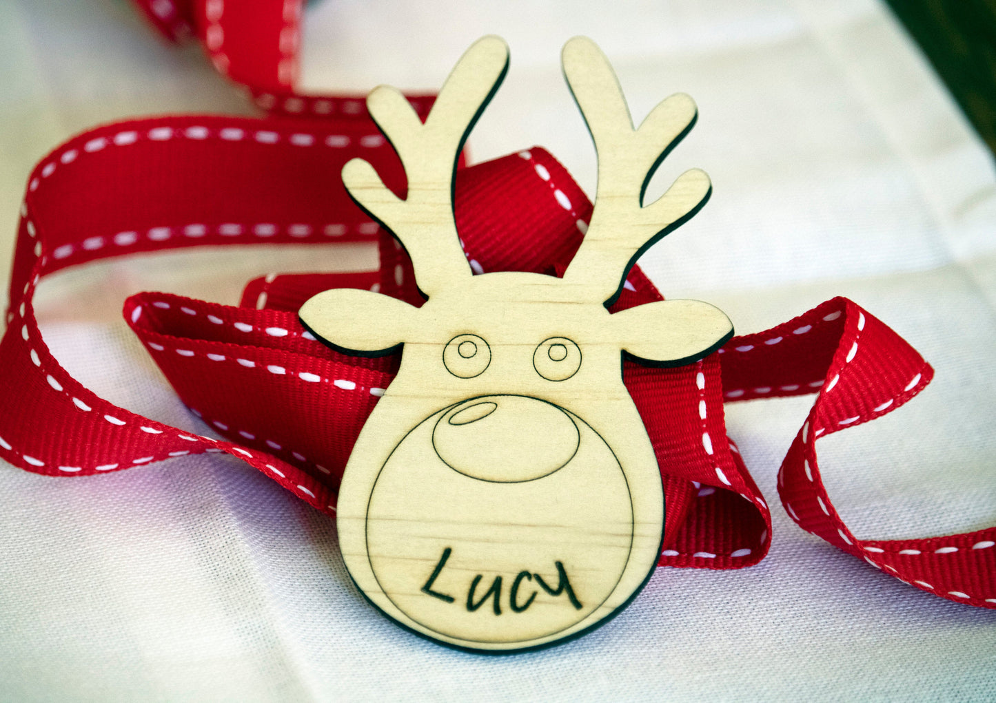 Christmas Place Settings ◽ Reindeer Table Decorations ◽ Name Place Cards ◽ Personalised Timber Place Cards